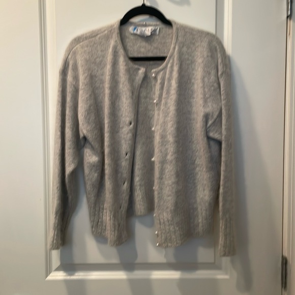 Chaus lamb-wool & rabbit hair grey sweater. - Picture 2 of 8